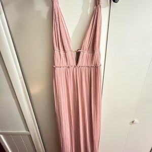 Beautiful Johnathan Simkhai dress.